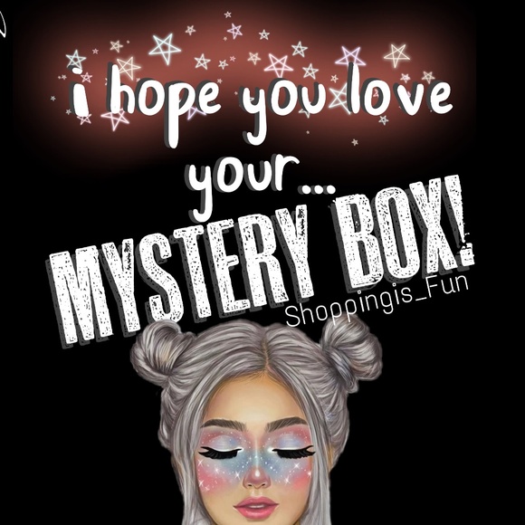 🥳 New Makeup Mystery Box Womens Cosmetics Loot Lot Bag Lipstick Blush Ey… - Picture 4 of 4